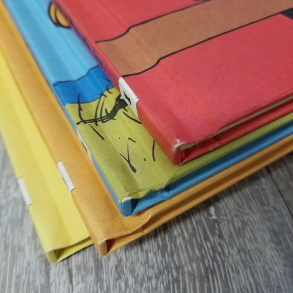 Charlie Brown's 'Cyclopedia 1-4 - Picture 2 of 10